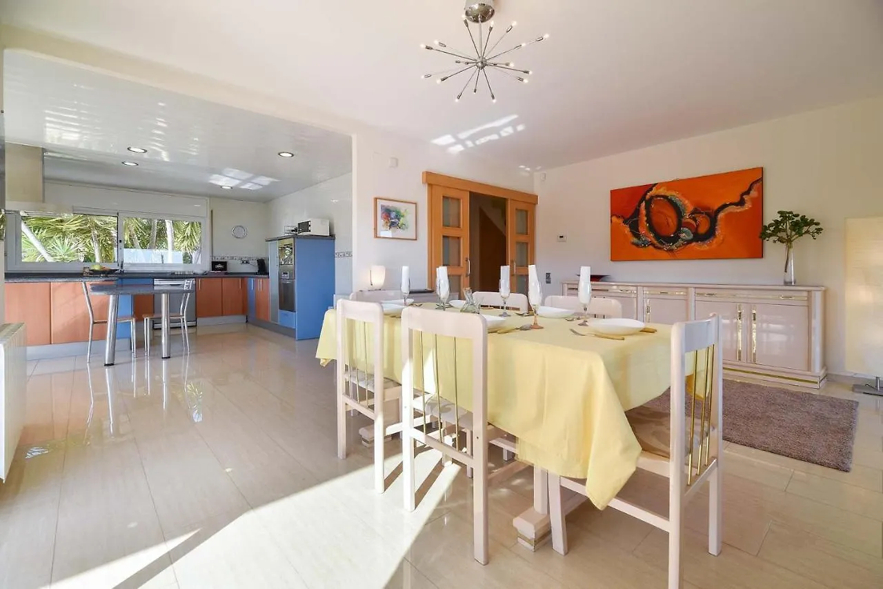Beautiful Family Villa Las Bocharas